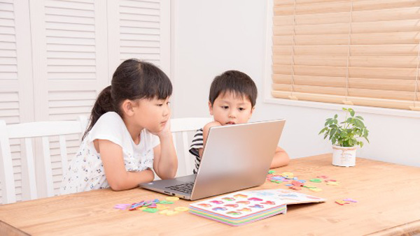 Ứng dụng công nghệ thông tin trong dạy học mầm non 1 Ứng dụng công nghệ thông tin trong dạy học mầm non